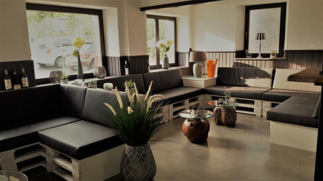 Hotel Df Am Ring Nuerburg Extérieur photo