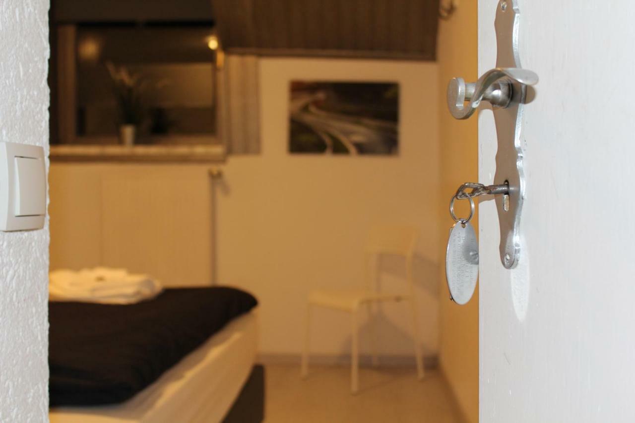 Hotel Df Am Ring Nuerburg Extérieur photo